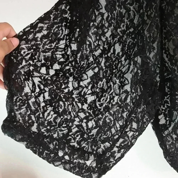 Plus Size Lace Spandex Polyester Women's Fashion Biker Shorts - Picture 4 of 4